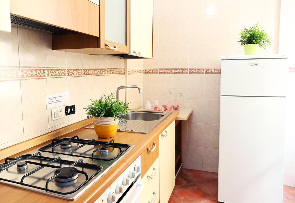 Tridomus Apartment - Mecenate 77 Ρώμη Δωμάτιο φωτογραφία